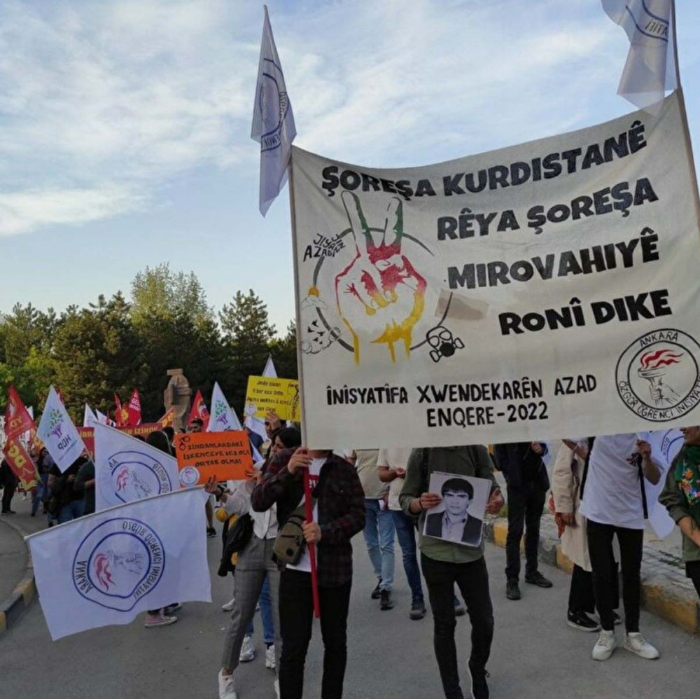 ODTÜ'de skandal yürüyüş! Sözde Bahar Şenlikleri iptali için yürüdüler 2