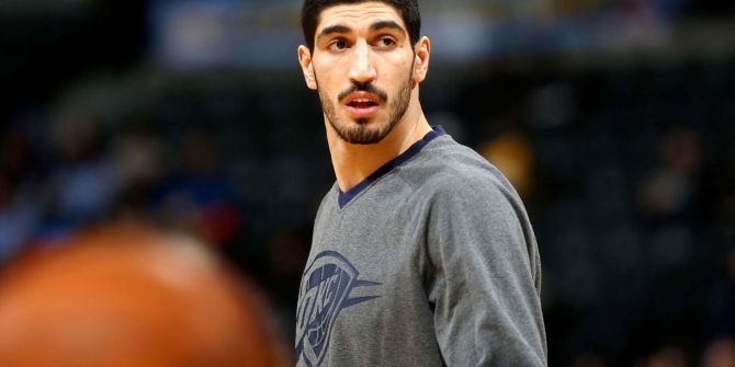 FETÖ'cü Enes Kanter'den skandal paylaşım! "Adamsan bunu Türkiye'de yap"