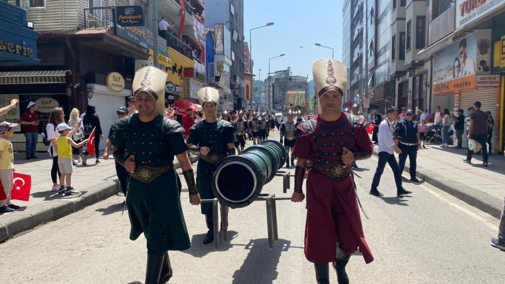 İstanbul'un fethi gerçek oldu! Gemiyi karadan yürüttüler... 2