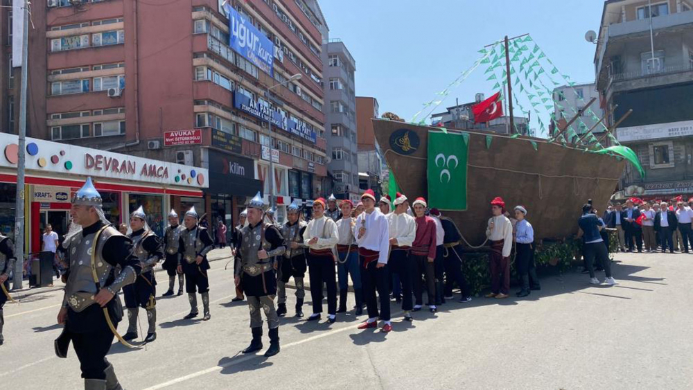 İstanbul'un fethi gerçek oldu! Gemiyi karadan yürüttüler... 3