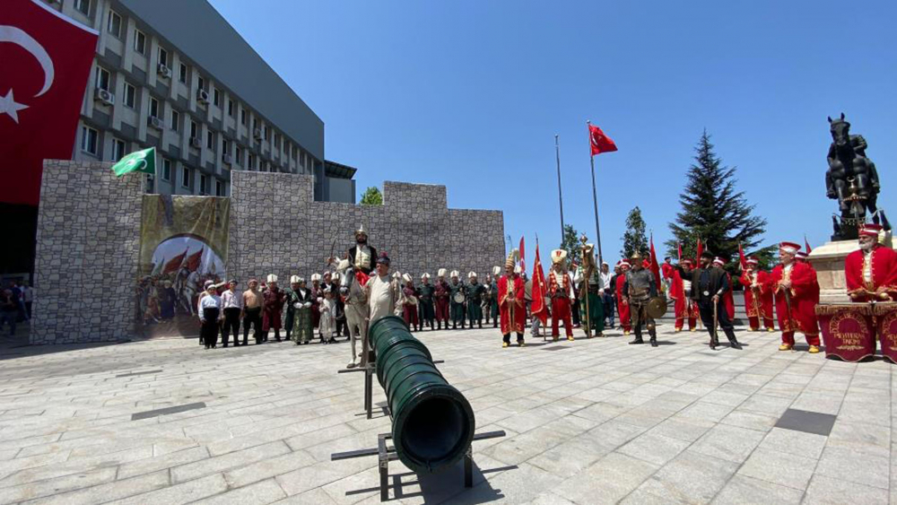 İstanbul'un fethi gerçek oldu! Gemiyi karadan yürüttüler... 9