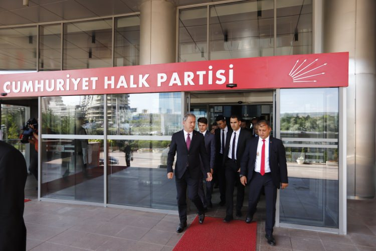 Bakan Akar siyasi parti liderlerini ziyaret etti 2