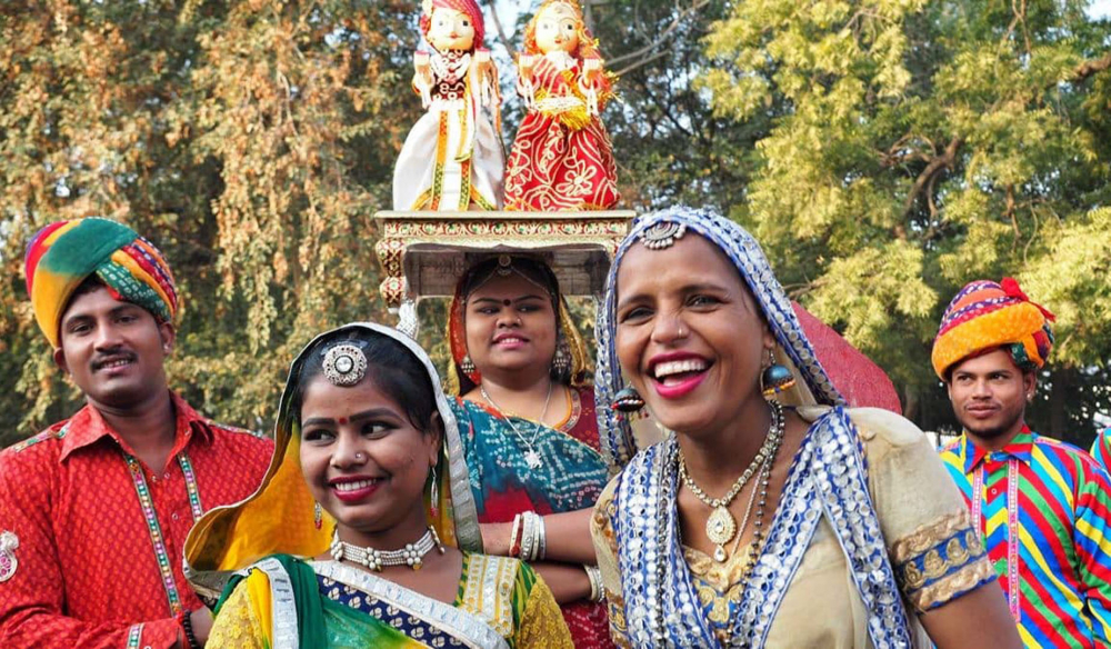 Dünyada bir ilk! Bu kadarı da pes dedirtti! Hintli kadın kendisiyle evleniyor! 2