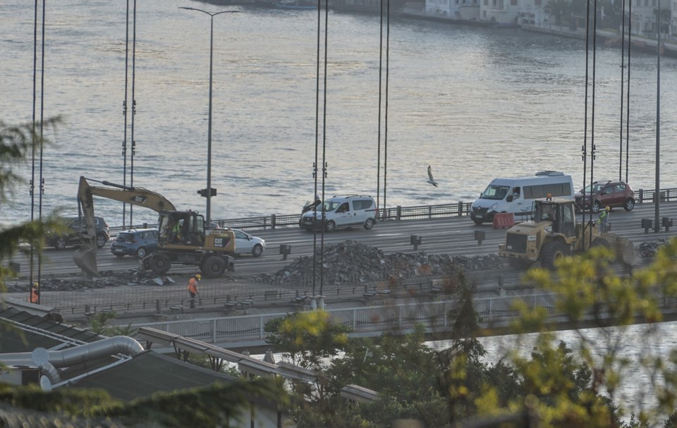 Yola çıkacaklar dikkat! FSM Köprüsü'nde 4 şerit trafiğe kapatıldı 19