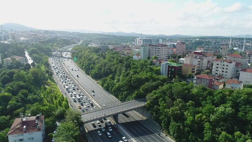 Yola çıkacaklar dikkat! FSM Köprüsü'nde 4 şerit trafiğe kapatıldı 6