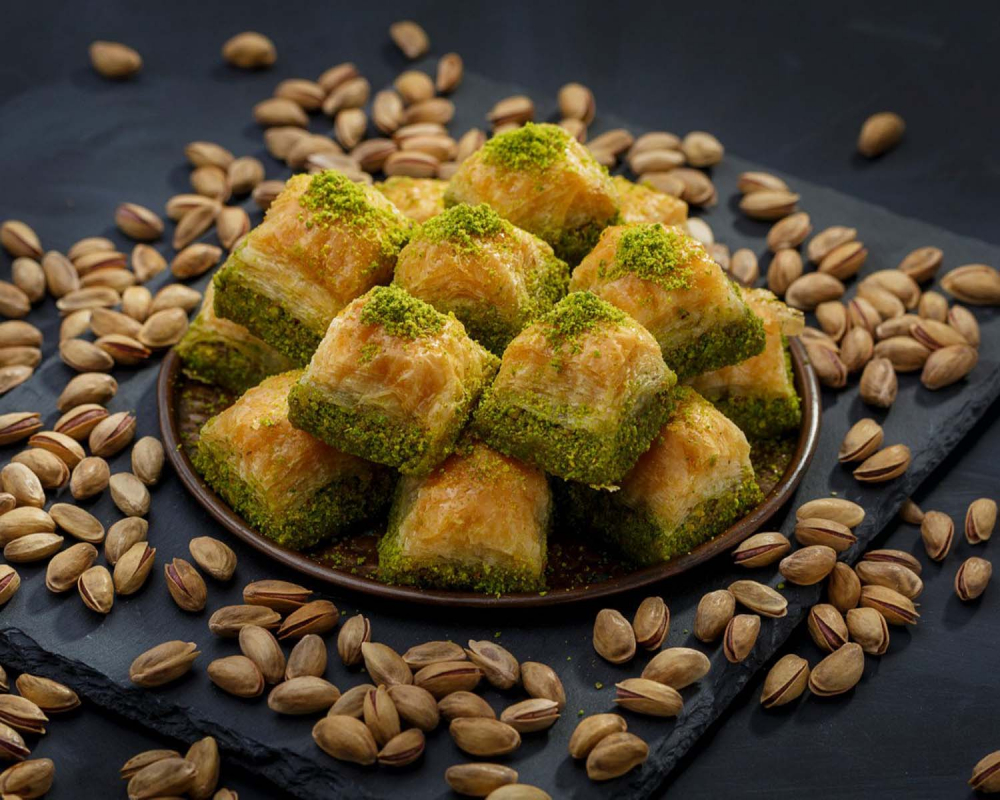 Fıstıklı baklava diye neler yediyorlar neler! İçindekiler hayrete düşürüyor! 5