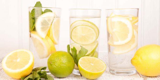 Zayıflattığına inananlar çok fazla tüketiyor! Limonlu sudaki tehlikeler saymakla bitmez