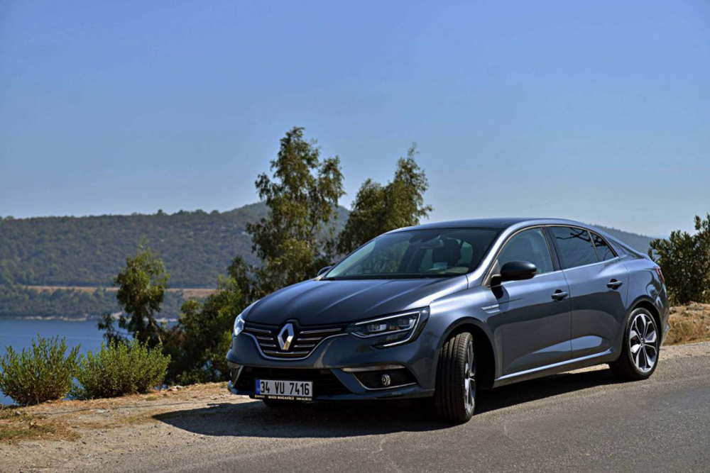 Renault'un sevilen Clio ve Megane Sedan modellerinde harika fırsatlar! 18