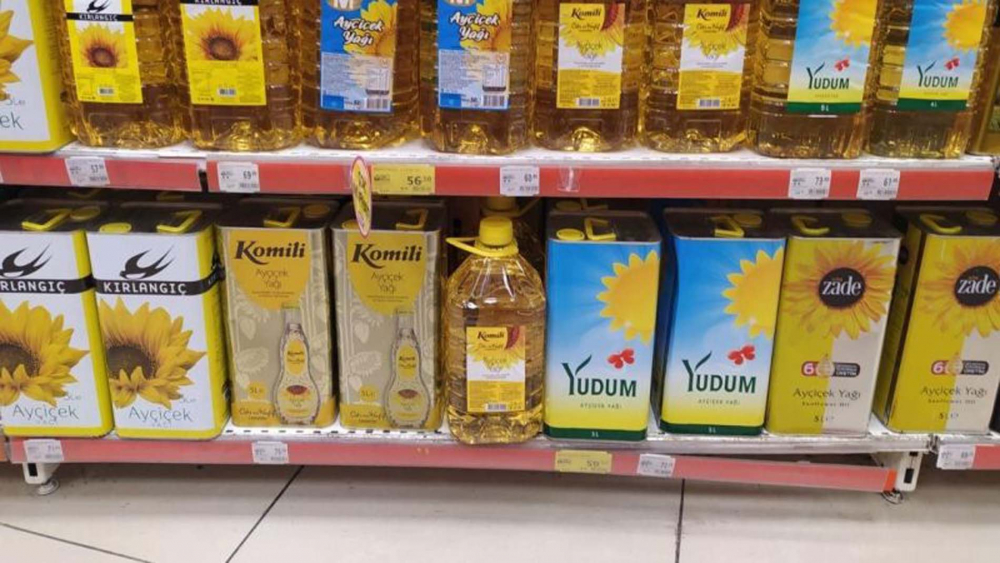 Sıvı yağ fiyatlarında beklenmedik düşüş! 32.50 TL’lik fırsatı duyanlar ayçiçek yağı için birbiriyle yarıştı! 2