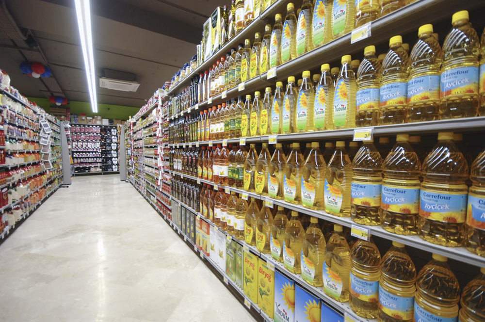 Sıvı yağ fiyatlarında beklenmedik düşüş! 32.50 TL’lik fırsatı duyanlar ayçiçek yağı için birbiriyle yarıştı! 5