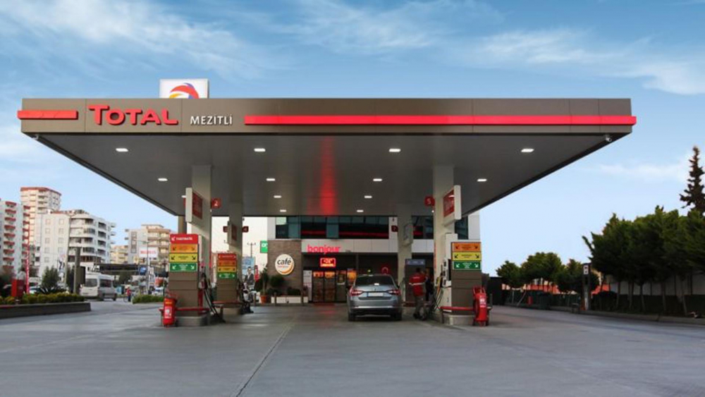 Depoları fulletecek kampanya başladı! Akaryakıt istasyonundan anında 300 TL'lik bedava yakıt araç sahiplerini mest etti! 2