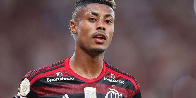 Fenerbahçe'nin transfer gündemindeki Bruno Henrique'den kötü haber! Sakatlanarak oyunu terk etti