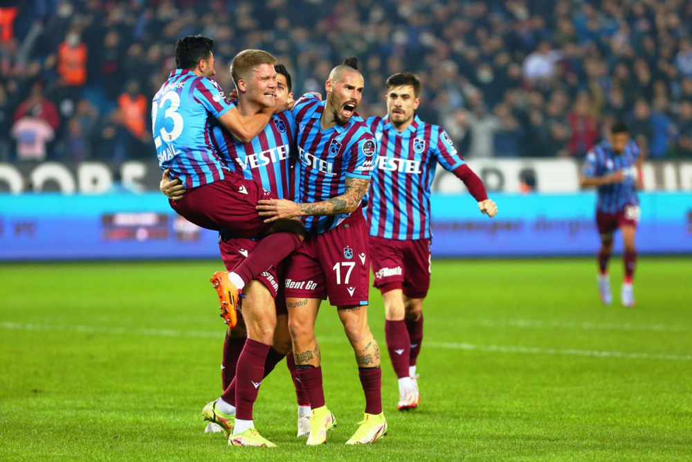 Trabzonspor'un kasası paraya doyacak! Andreas Cornelius için 20 milyon pound teklif iddiası 2