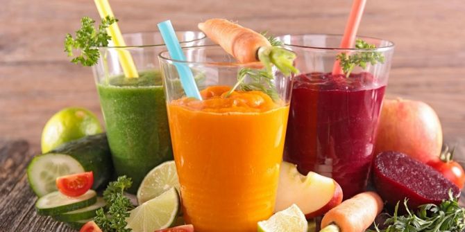 Lezzetiyle kafelerdekini aratmayan, buz gibi serinliğiyle ferahlatan 5 kolay soğuk içecek tarifi