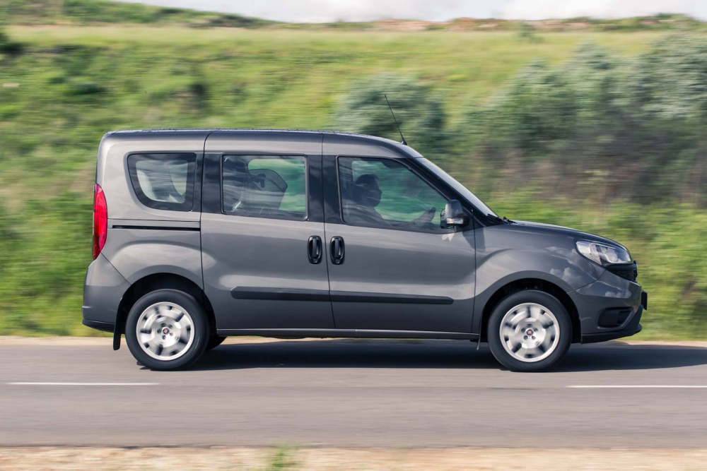 Sıfır Fiat Doblo almak isteyenlere güzel haber! 2022 fiyat listesi güncellendi! Almak isteyenler bayilere koşacak 2