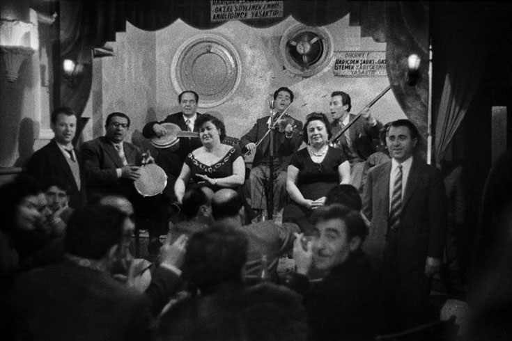 Buranın İstanbul olduğuna inanamayacaksınız! İşte şaşırtan farklılığıyla, Ara Güler'in kadrajından eski İstanbul fotoğrafları... 2