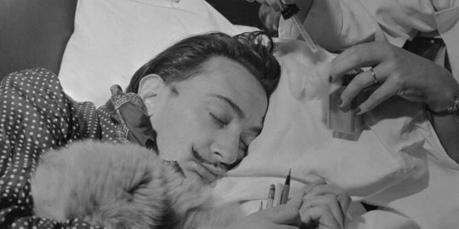 Salvador Dali ve Edison da bu tekniği uyguluyordu!  Yaratıcılığı artırdığı bilimsel olarak kanıtlanan "uyku tekniği"