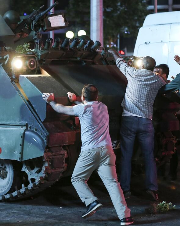 15 Temmuz'un az bilinen kareleri 17