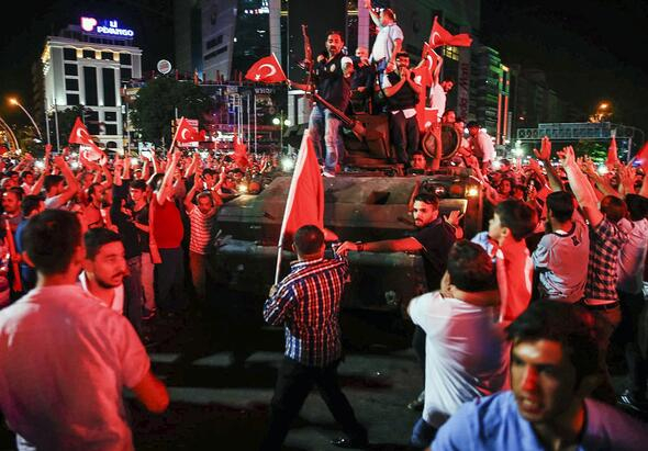 15 Temmuz'un az bilinen kareleri 3