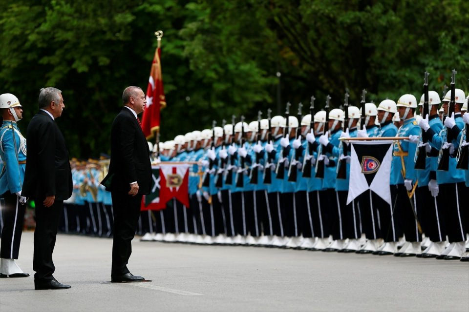 Türkiye Büyük Millet Meclisi 'özel gündemle' toplandı. İşte o anlar... 2