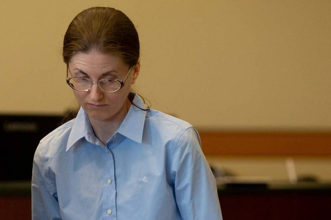 Vegan beslenme, 18 aylık bebeği hayattan kopardı! Yetersiz beslenme nedeniyle ölen bebeğin ailesi, cinayet suçlusu olarak yargılandı! 2