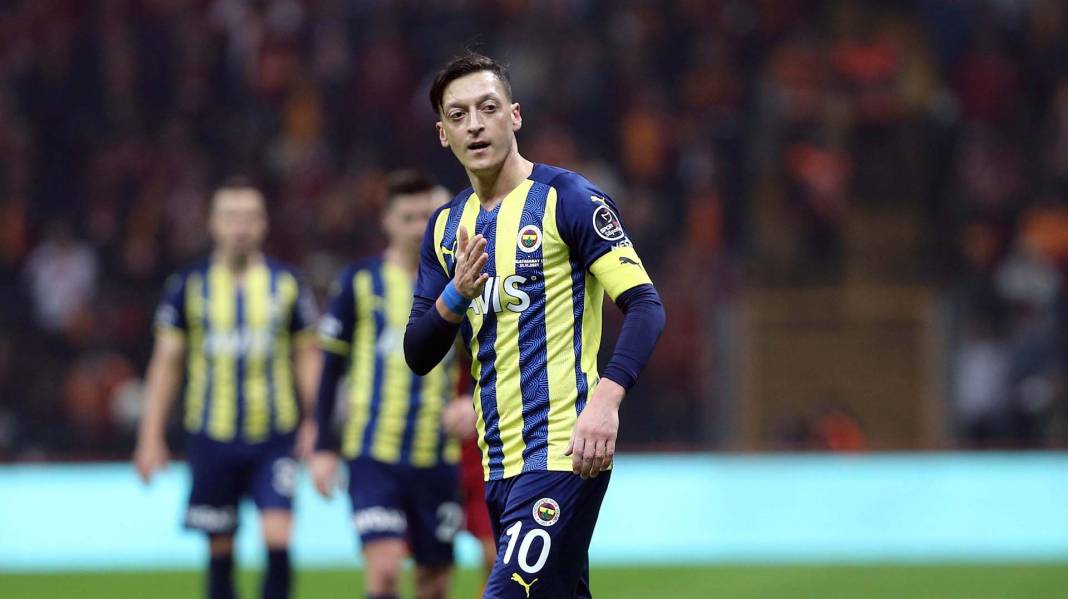 Fenerbahçe'de Mesut Özil dönemi sona eriyor! Sonunda pes etti, menajerine talimat verdi 4