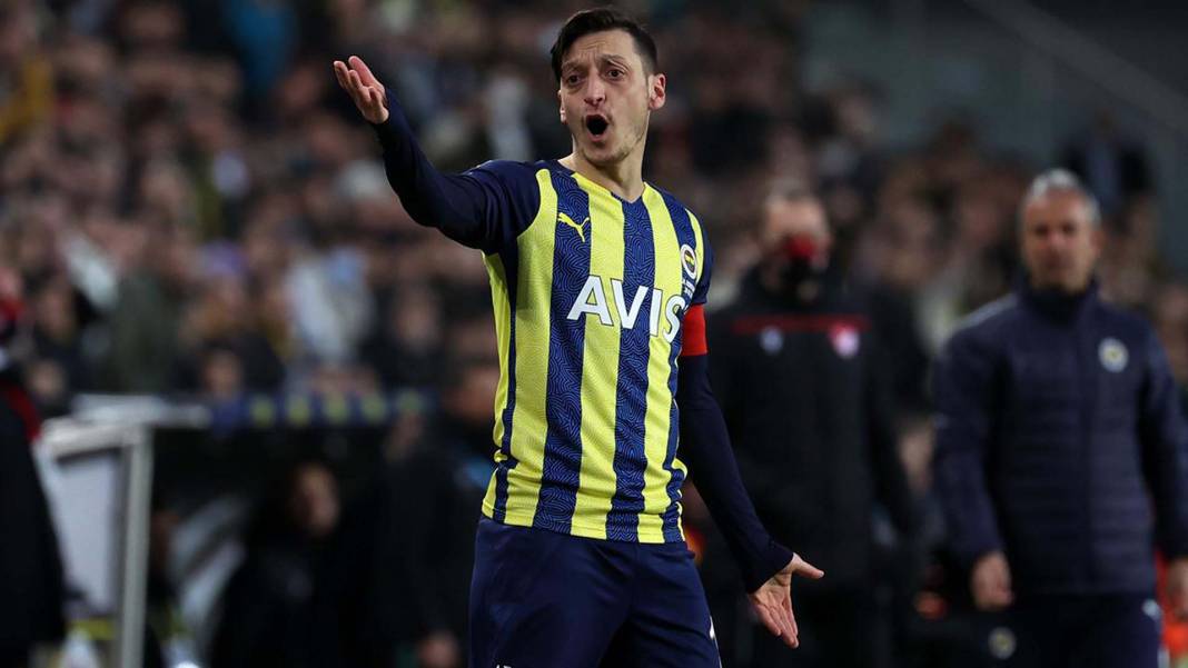 Fenerbahçe'de Mesut Özil dönemi sona eriyor! Sonunda pes etti, menajerine talimat verdi 5