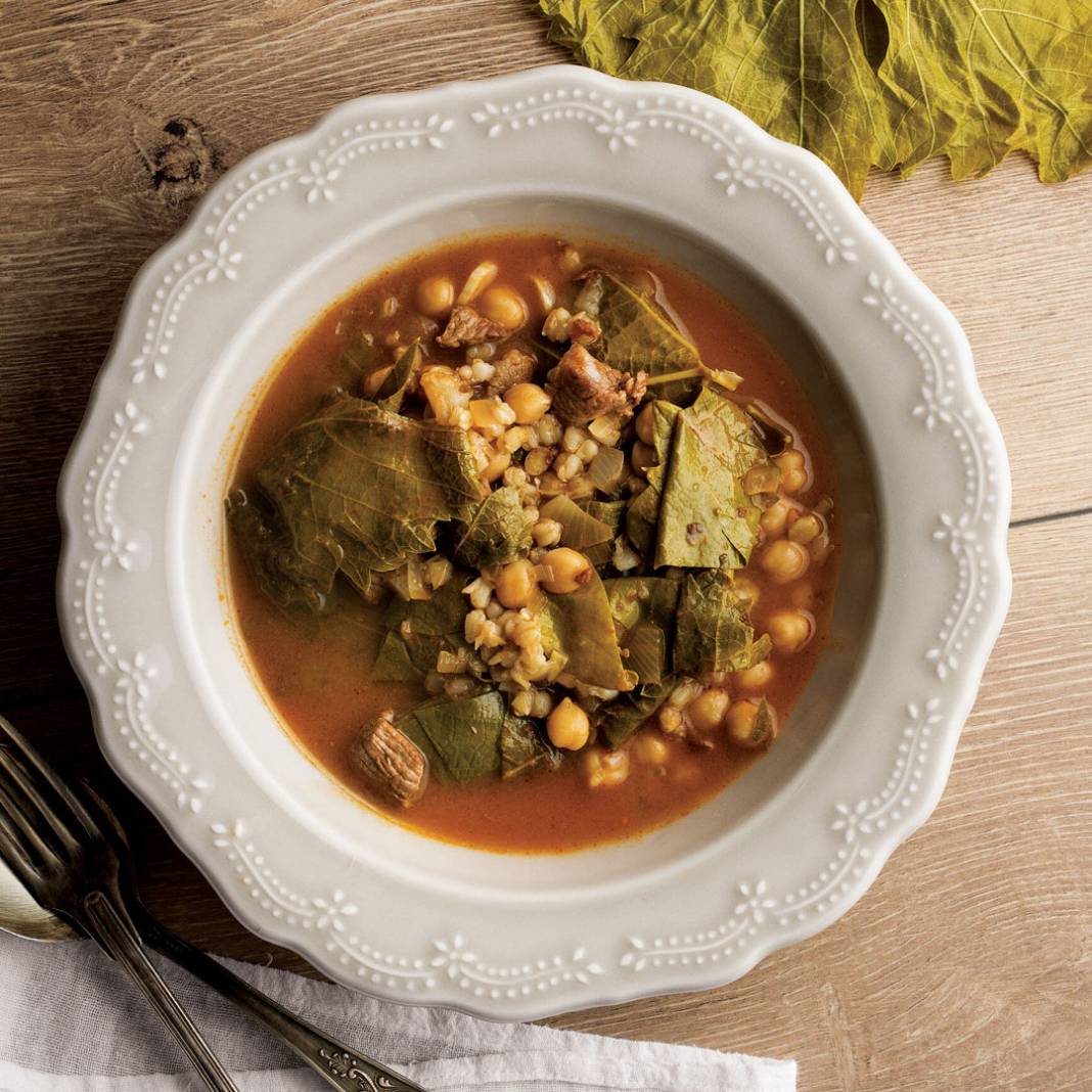 Zülbiye, Pırtımpırt, Tosunum...  Duyunca gülümseten, adı lezzetinin önüne geçen en ilginç 20 Türk yemeği! 16