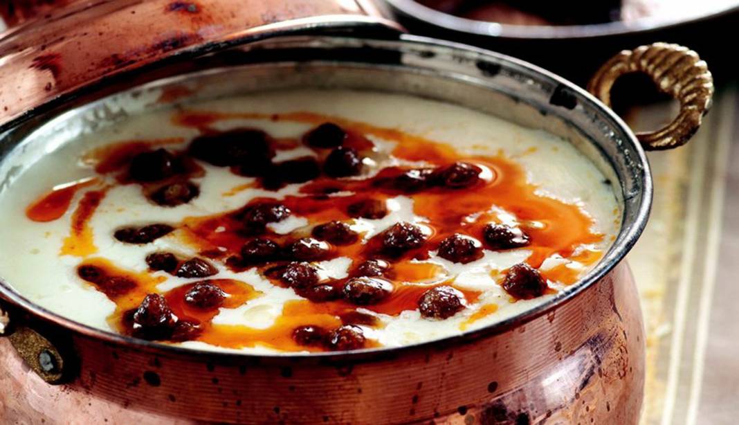 Zülbiye, Pırtımpırt, Tosunum...  Duyunca gülümseten, adı lezzetinin önüne geçen en ilginç 20 Türk yemeği! 17