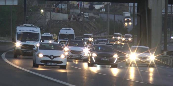 İstanbul, Kurban Bayramı'nda bomboş olacak!  Tatilciler yola düştü, trafik yoğunluğu oluştu