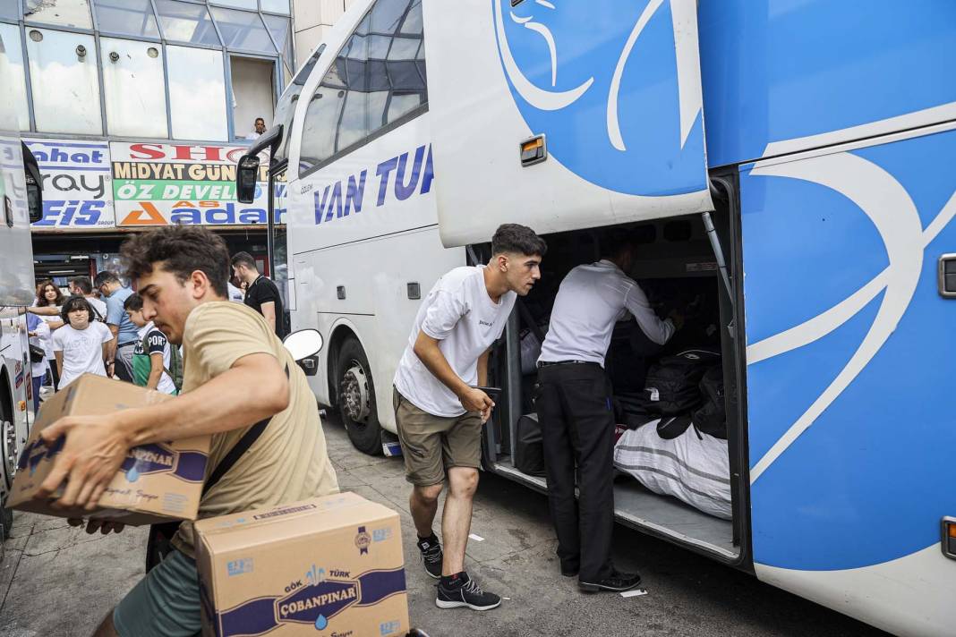 İstanbul'da Kurban Bayramı hareketliliği: 15 Temmuz Demokrasi Otogarı ve İstanbul Havalimanı'nda yoğunluk oluştu 5