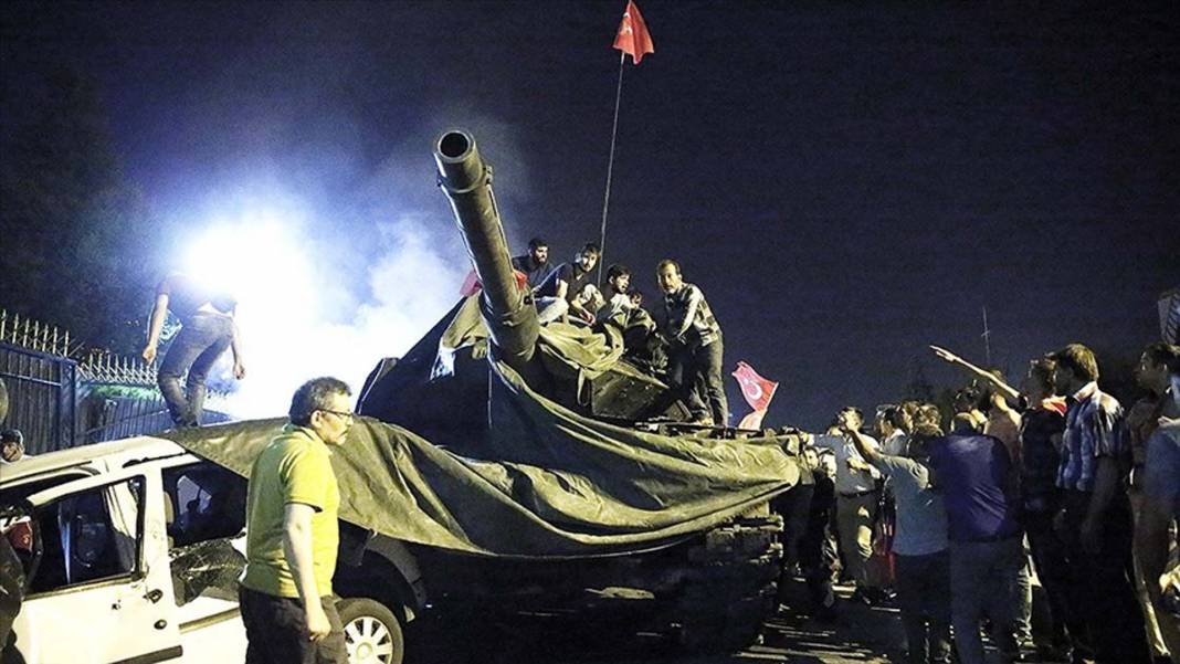 Tarihi direnişin ardından tam 6 yıl geçti! Türk milleti ülkesine bir kez daha sahip çıktı! İşte 15 Temmuz 2016'da yaşananlar... 11