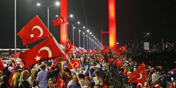 Tarihi direnişin ardından tam 6 yıl geçti! Türk milleti ülkesine bir kez daha sahip çıktı! İşte 15 Temmuz 2016'da yaşananlar...