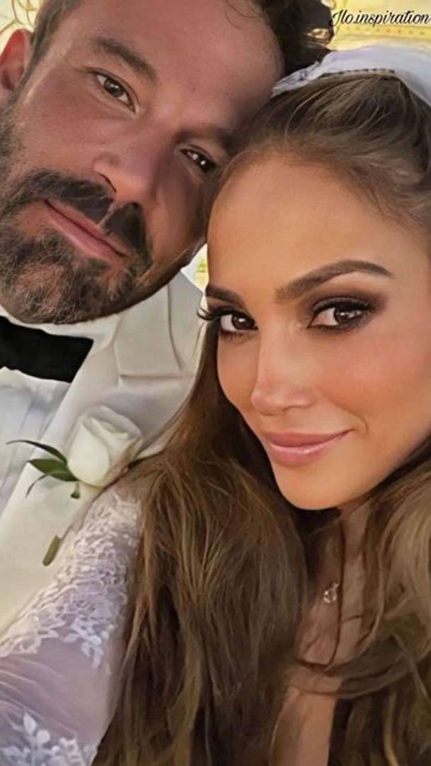 "Exten next oldu" 20 yıl önce nişanlanıp 2 yıl sonra ayrılan Jennifer Lopez ile Ben Affleck evlendi! 4