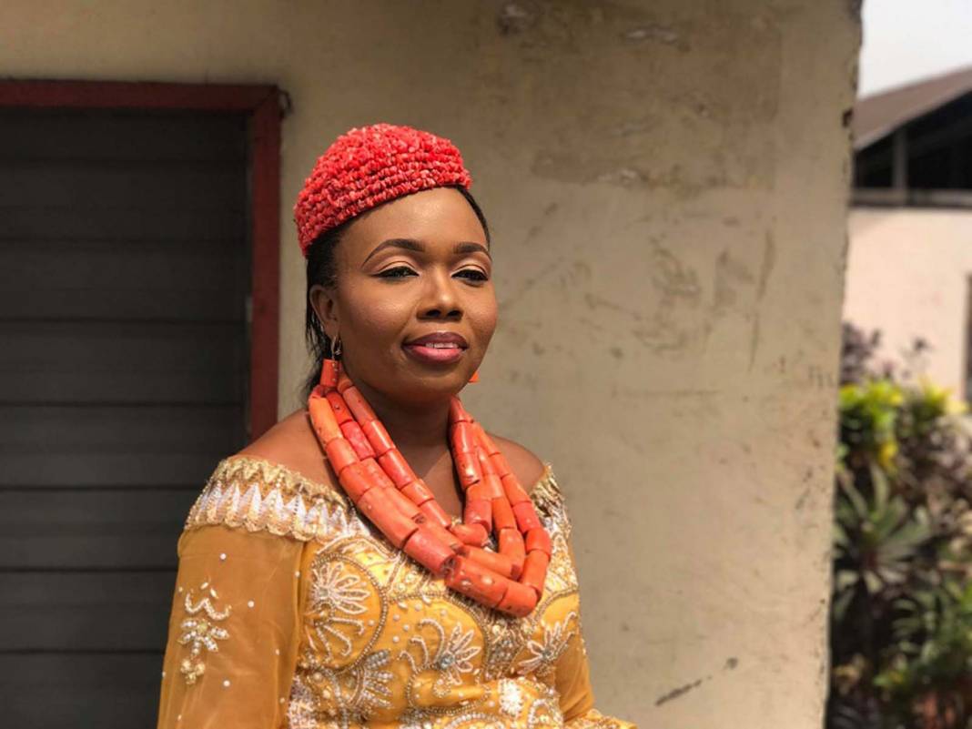 Burada erkeklerle evlenmek yasak! Kadınların hemcinsleriyle evlendiği Kalabari kabilesini yakından tanıyın! 6