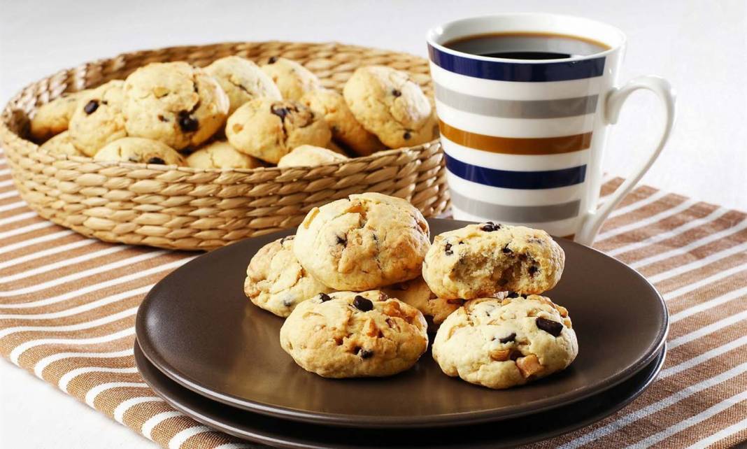 Bayatlamıyor, lezzetini kaybetmiyor! Toz pudingli kurabiyenizi yiyenler tarif için sıraya girecek! 4