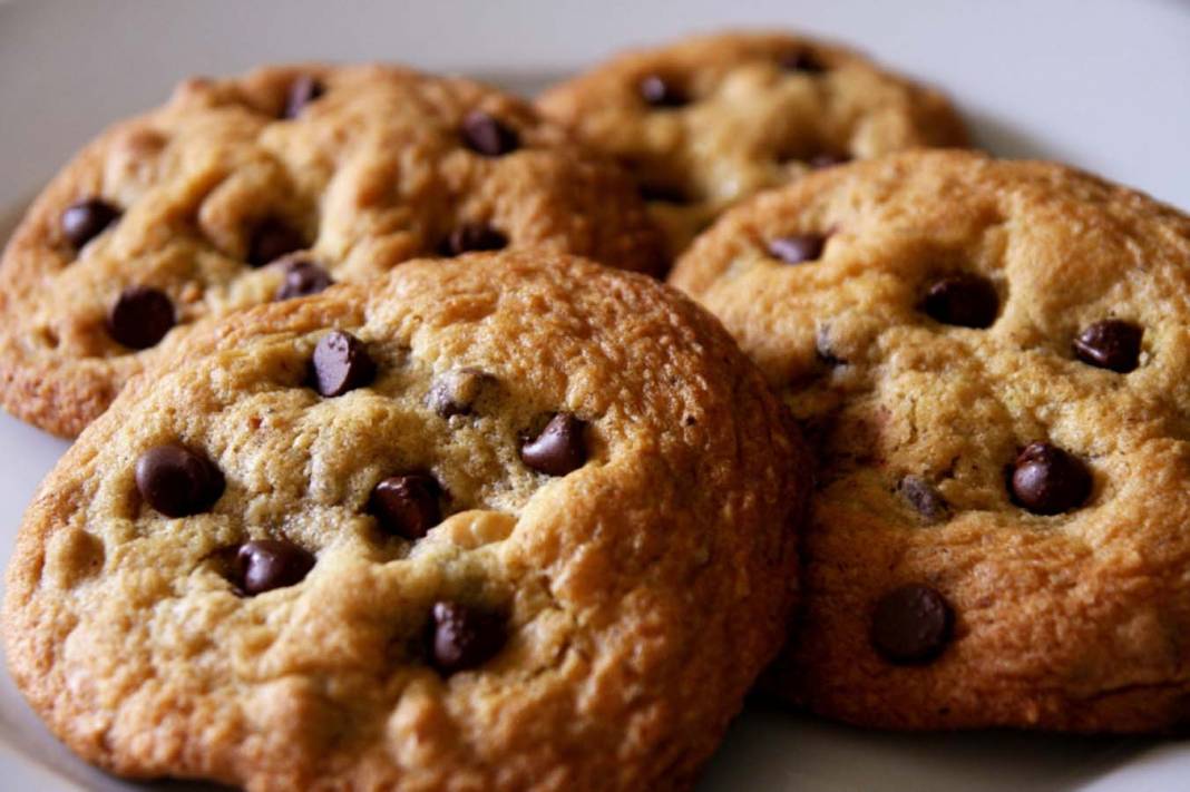 Bayatlamıyor, lezzetini kaybetmiyor! Toz pudingli kurabiyenizi yiyenler tarif için sıraya girecek! 7