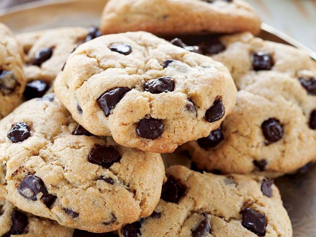 Bayatlamıyor, lezzetini kaybetmiyor! Toz pudingli kurabiyenizi yiyenler tarif için sıraya girecek! 8