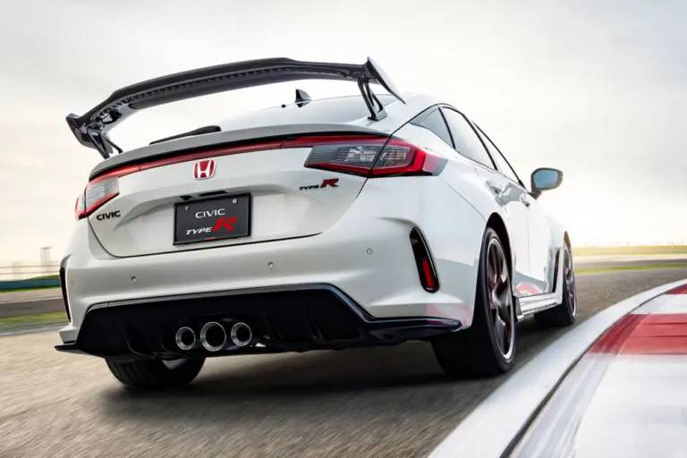 Japon harikası 2023 Honda Civic Type R görücüye çıktı! Otomobil tutkunlarının nutku tutuldu! Şimdiden tarihe geçti! 8