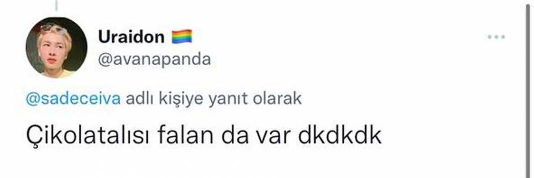 Meyve aromalı yenilebilir külot! Bir Twitter kullanıcısının, yenilebilir iç çamaşırlarıyla alakalı paylaştığı tweet sosyal medyada gündem oldu! 7