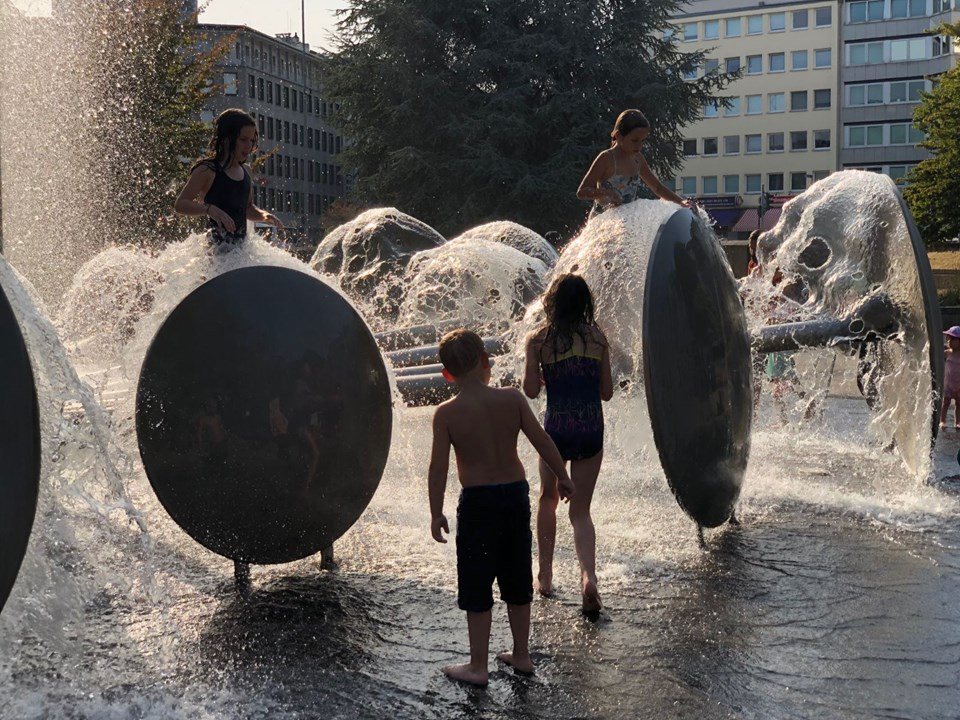 Felaket filmlerini aratmıyor! Avrupa sıcak hava dalgasının etkisinde 4