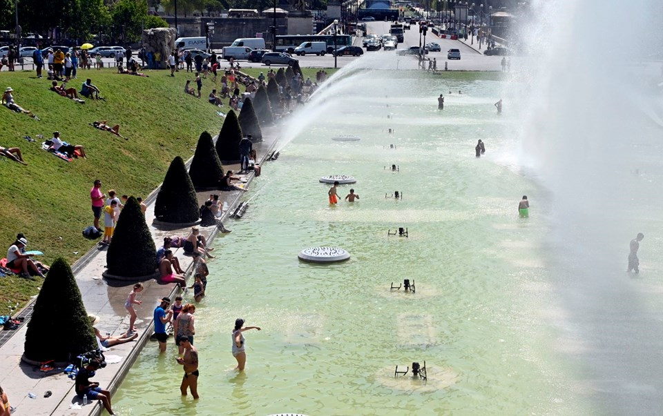 Felaket filmlerini aratmıyor! Avrupa sıcak hava dalgasının etkisinde 7