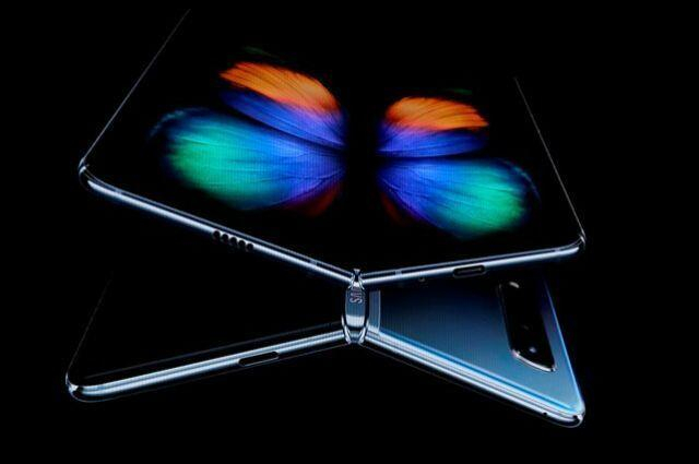 Katlanabilen telefon için çıkış tarihi belli oldu | Galaxy Fold fiyat 1