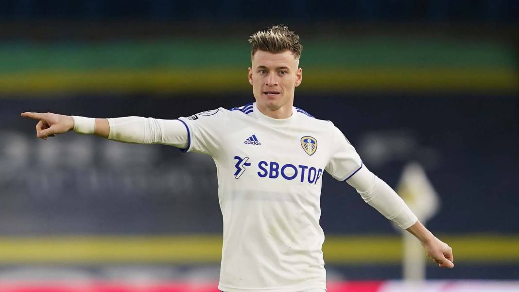 Fenerbahçe sol beke Ezgjan Alioski'yi aldı!  Transfer açıklaması yapıldı 6