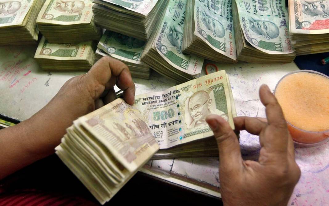 Tüm mal varlığını kaybettiği gün milyoner olduğunu öğrendi! Piyango milyoneri olup, bir günde hayatı değişti! 4