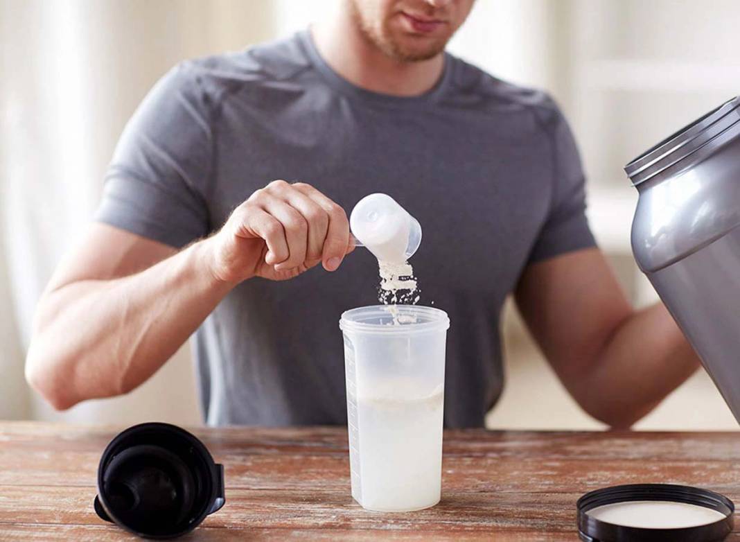 Kas yapayım derken gaz çıkarmayın! Protein tozunun bu sorunundan kurtulmak için püf noktalar! 1