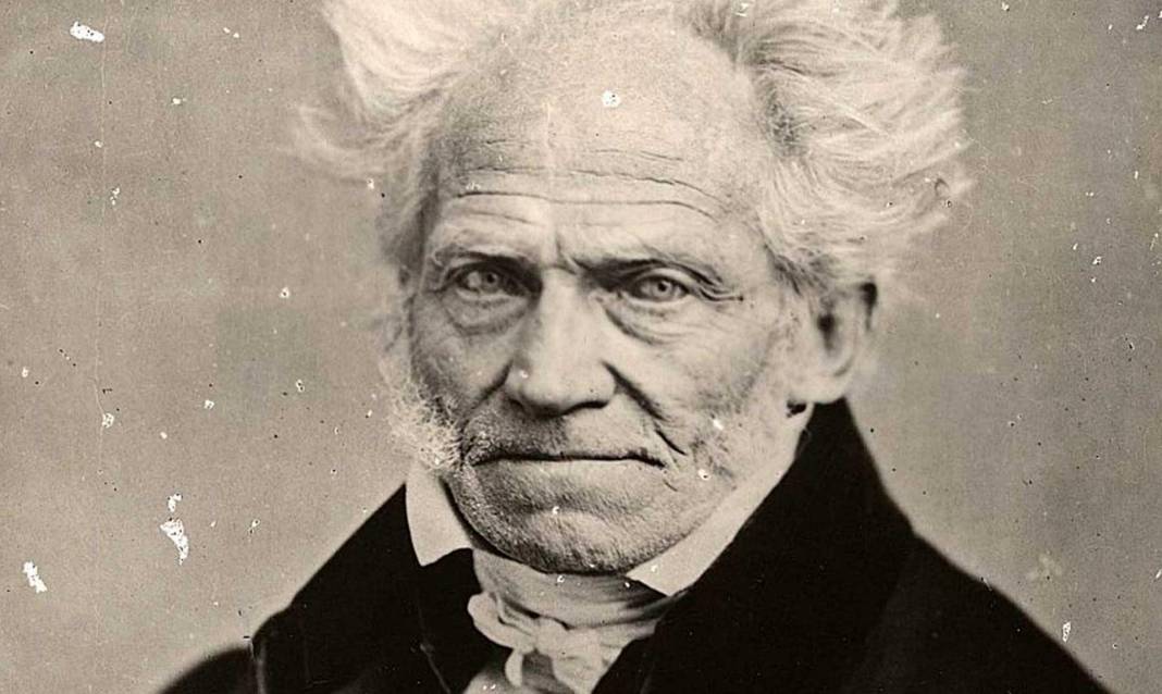 İnsanın ruhundaki en karanlık dehlizleri bile aydınlatarak ufuk açan Arthur Schopenhauer'dan 10 efsane alıntı... 5