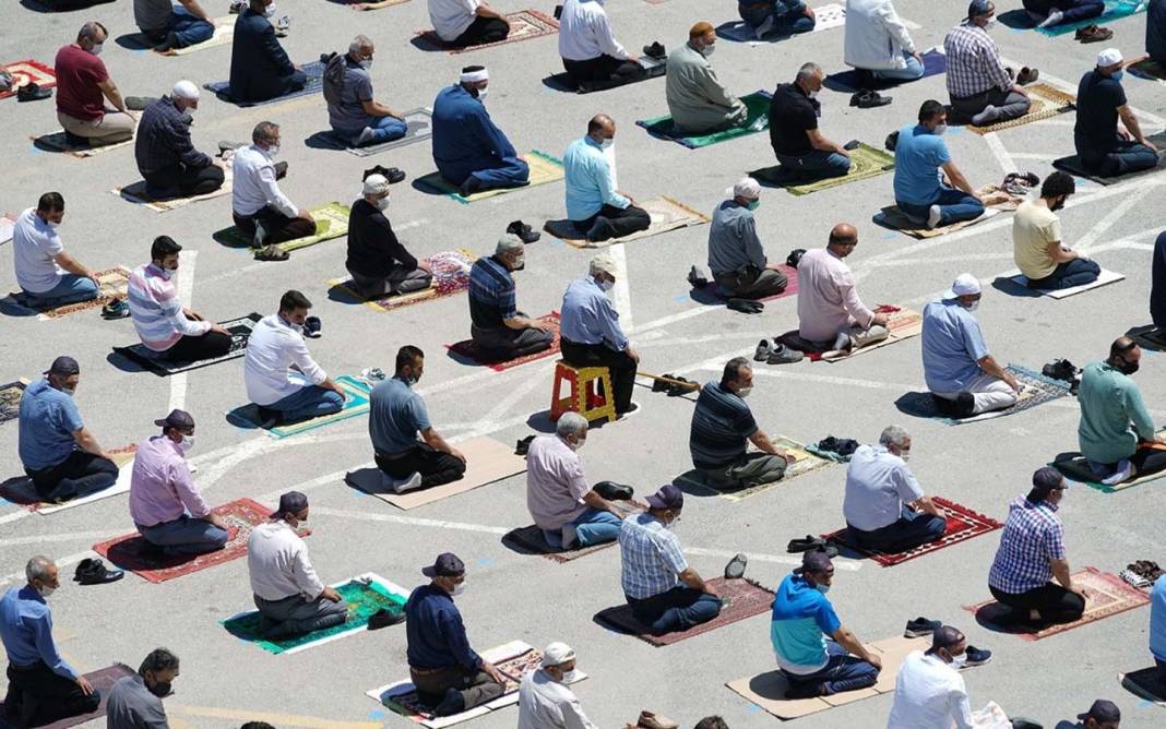 Pazartesi, salı, çarşamba... İşte bazen su gibi geçen, bazen de bitmek bilmeyen günlerin isimlerinin kökenleri... 5