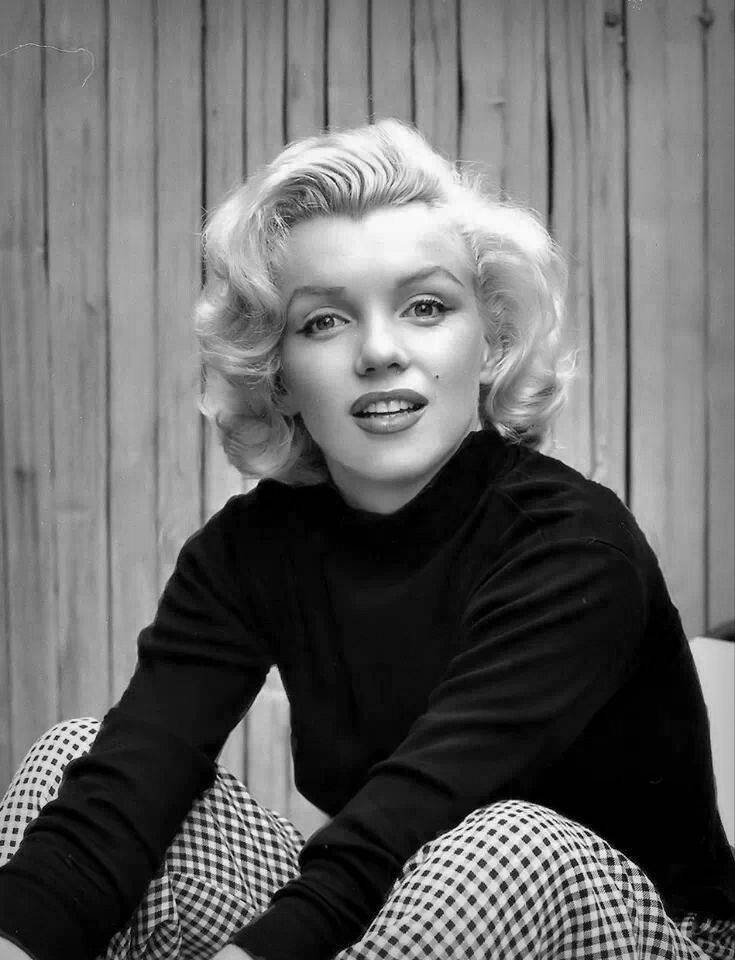 Marilyn Monroe'nun bilinmeyen hayat sırları! Kekemelik, kirli yatak odası alışkanlığı, duş almama ve daha fazlası... 10