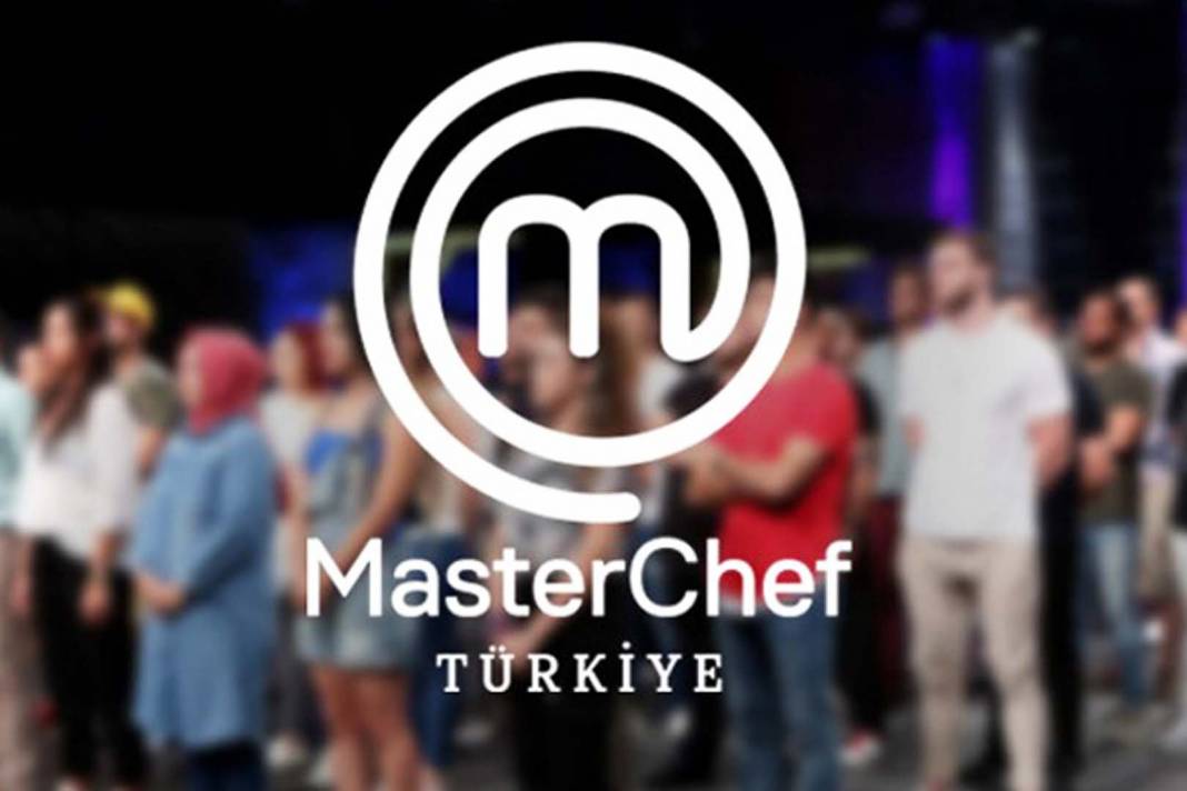 MasterChef'in fenomen jürisi Somer Sivrioğlu'nun tarzı tesettürlü kadınların ilgisini çekti! "Böylesini ben bile bulamıyorum" 2